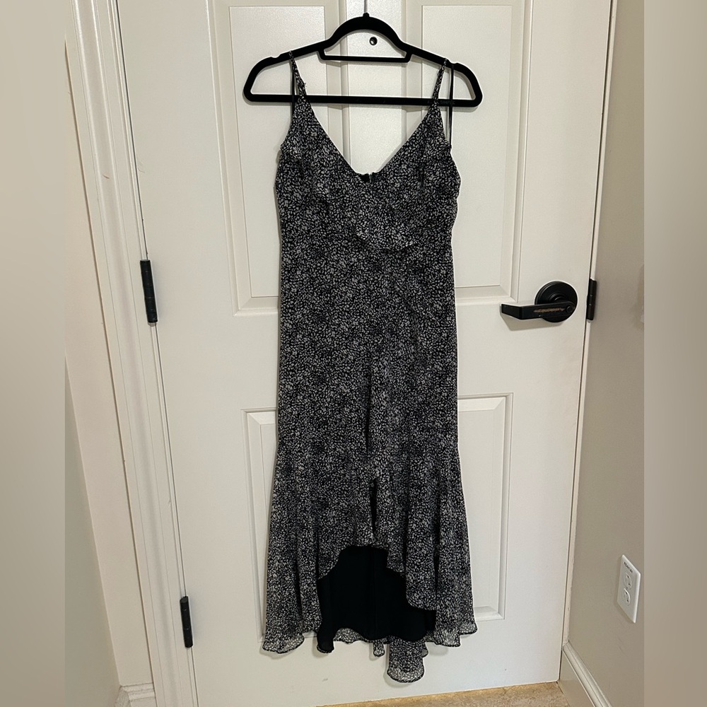 Express Size Small Black & White Print Pattern High-Low Ruffle Dress (Like New!)